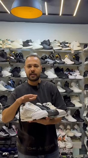 16 comments | بكل سهولة وشياكة وأناقة مفيش أسهل من كدا فخامة وعظمة وبأقل من 5% من سعرها في التوكيل  #vip_store240 #vipstore #shoes #sneakers #sneaker | VIP Store | Facebook