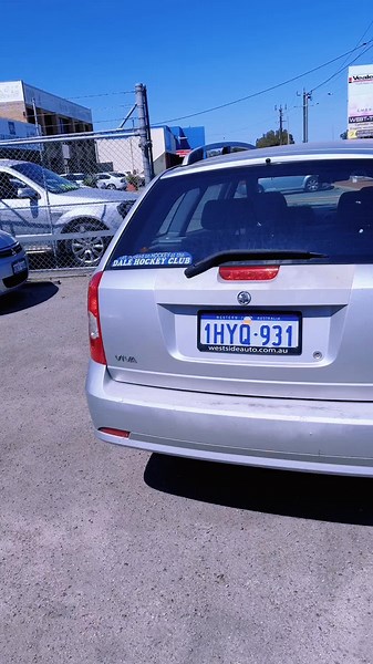 Holden VIVA: 5-Speed Model Overview