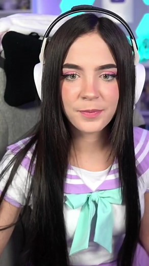 SEÑORA???? 🤨🤨 #staryuuki #staryuukiii #clipsefra #reelsfb #clipsdetwitch #momos #comedy #streamer #twitchmoments #tiktokviral #twitchgirl #parati #shorts | Clips Efra