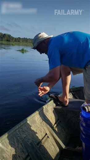maybe you smell the catfish I had yesterday? 🤪 🤣 #alligator #catfish #fish #fishing #funnyfishing #fishingmemes #fishinglife #fishingfail #fishfail #gator #boat #boatlife #boatfails #wildlife #nature #fail #fblifestyle | FailArmy