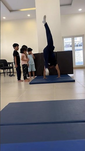 Back bridge, kick over ￼￼how to do / tutorial bridge kick over #fitness #gymnast #flip