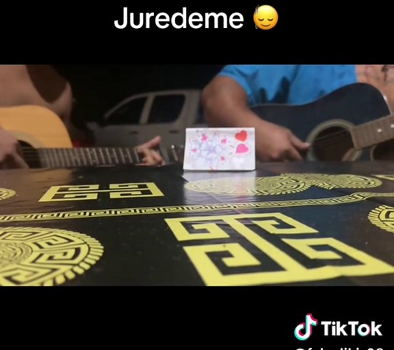 Gurejele en Wallisien: Découverte musicale