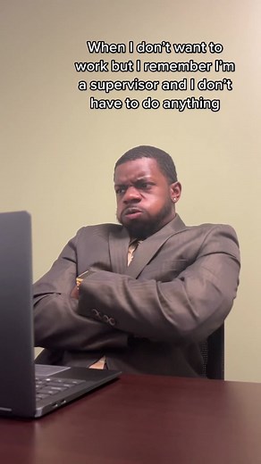 Boss vs Supervisor: Work Dynamics Explained