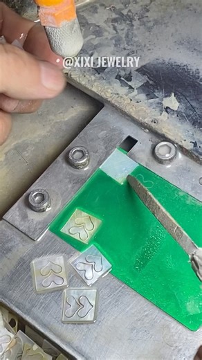 @xixi Jewelry on Instagram: "Bulk cutting of heart-shaped shells #jewelryfactory #jewelry wholesale #jewelrywholesaler #wholesaler #jewelry addict #jewelrydesign #jewelrygram #jewelrylover #jewellerymaker #jewelrymaking #chinafactory #chinajewelryfactory #jewelryblogger #jewelryfashion #jewelryoftheday #jewelryinspiration #jewelrysupplies"