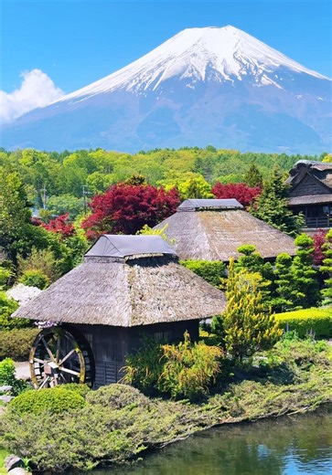 Oshino Hakkai dưới chân núi Phú Sĩ: làng cổ mùa xuân