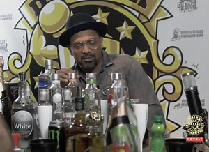 "It was my script I took it to Ice Cube" Mike Epps shares the story behind the making of his hit movie 'All About The Benjamins'! You won't want to miss this inside look into the creation of this hilarious film. #AllAboutTheBenjamins #MikeEpps #BehindTheScenes #DrinkChamps Episode w/ #MikeEpps is OUT NOW ! Watch Now On #REVOLT #TV Listen Now On all podcast platforms powered by #IntervalPresents | Drink Champs