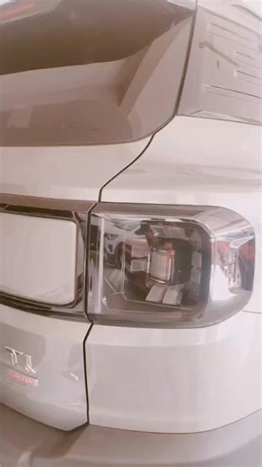 INTRODUCING THE WILD AND OUT JETUOR T1 (TRAVEL) 2.0T XPLORA XWD CURRENTLY I CAN GET YOU THIS VEHICLE AT A CRAZY LOW PRICE OF R580 000 😎 ROUGHLY R10000 pm THATS OVER R10 000 IN SAVINGS COMPARED TO ANY DEALERSHIP LET ME HELP YOU GET THIS CAR TODAY REQUIREMENTS - INCOME OF MORE THAN R15 000 - CLEAR CREDIT RECORD @followers | InVision