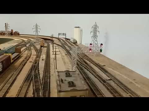 HO Scale Double Crossovers and their signal aspects.