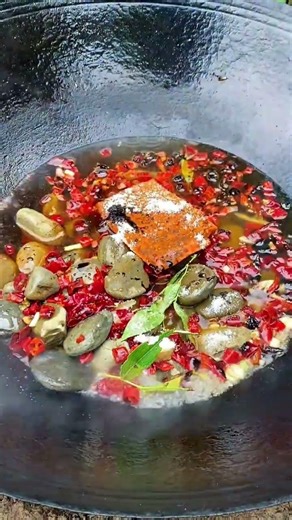 Stone Pot Pig Intestine tastes great, very comforting