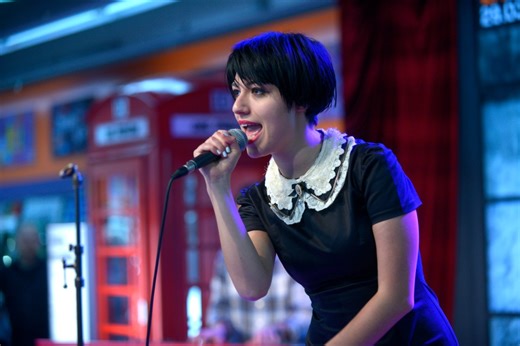 Music star with huge earworm 00s hit announces new music nearly 20 years on