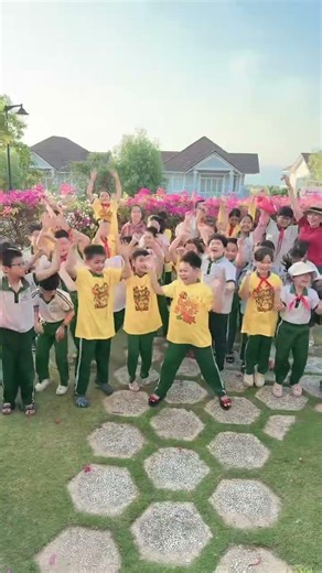 Lục tìmmmmm🤭😘🔥 #teacher #school #tamtrang h #funny