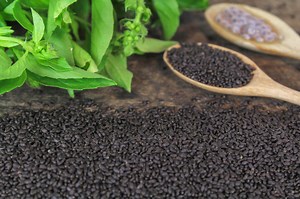 Jak oczyścić jelita ze złogów kałowych i cieszyć się sprawnym układem pokarmowym?