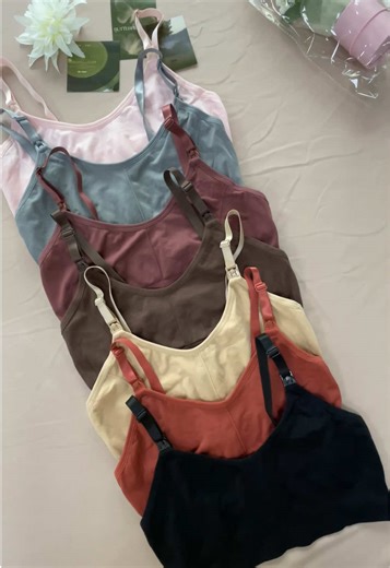 3 Ways to Wear a Spaghetti Strap Top Effortlessly