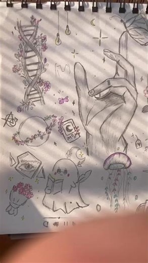 Free hand randon sketch #art #freehandsketch #drawing #trend #love #parano #aesthetic