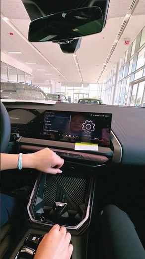 How to Set the Time in the 2025 BMW X3 | Fields BMW of Daytona