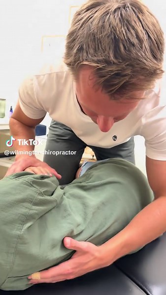 Double Low Back Adjustment Techniques for Chiropractors