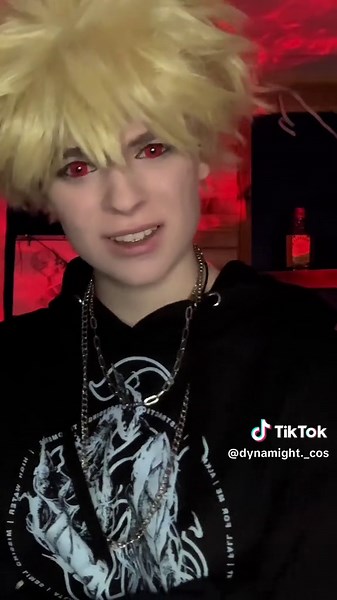 My Hero Academia Cosplay: Katsuki Bakugou Transformation