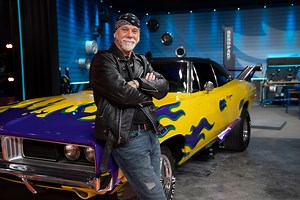 What's "Spectraflame"? Hot Wheels™: Ultimate Challenge's Best Builds Explains Toy History