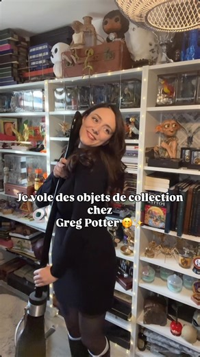 𝔐𝔬𝔯𝔤𝔞𝔫𝔢 △⃒⃘ on Instagram: "J’ai dû malheureusement repartir les mains vides ce jour là, mais maintenant que je sais où il habite vous allez bientôt apercevoir ces objets dans ma collection 😼 JE VAIS TOUT LUI PRENDRE HEHE 😈 Quel objet vous auriez volé vous ? 🤭💚 • • • #harrypotter #potterhead #potterheads #collection #hogwarts"
