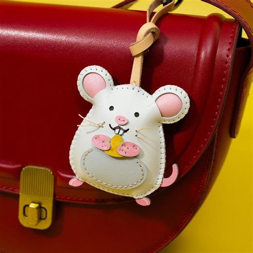 Cute Mouse Leather Bag Charm Keychain, Animal Purse Charm, Car Hanging Accessories, Unique Small Gift for Him Her Kids Dad Mother - Etsy