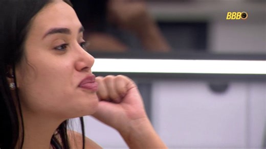 Ana Paula chora em papo com Jordana e as duas se abraçamJordana: "Primeira vez que eu ouvi 'Veterano' eu falei: 'A Ana Paula Renault vai tá lá' (...) Saiba que eu, Jordana, tenho maturidade de independente de qualquer coisa, ter o carinho e lá fora não ter o jogo mais. De verdade" Ana Paula: "A gente só não pode deixar que as torcidas se digladiem e cancelem. Isso não pode acontecer mais. As pessoas têm que entender que a gente tá em condições extremas" #BBB26 #RedeBBB