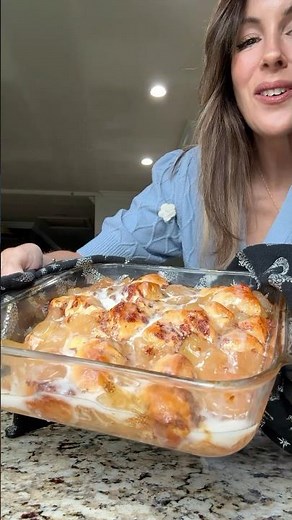 Apple cinnamon roll bake recipe