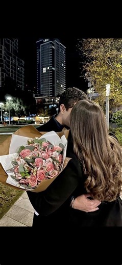 Valentine’s Day gift ideas UK, best Valentine’s present inspiration, cute and thoughtful Valentine gift ideas, unique DIY Valentine’s gifts, gifts for him and gifts for her, affordable Valentine ideas, Valentine’s unboxing and review, Valentine’s Day build-together gift, LEGO Valentine bouquet gift guide, romantic Valentine’s gift ideas UK. #fyp #valentinesdaygift #giftidea #valentinesgiftideas #giftsforhim