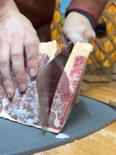 روتين أبو حشحوشة في سهوب منغوليا المتجمدة