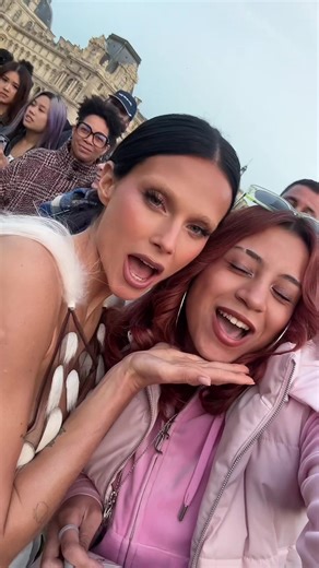 Valentina Zenere en el Barro: Moda y Estilo