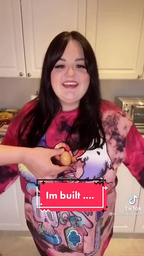 In my drafts 😅... but small 🍒 gang where you at #fyp #eggchallenge #breakingtheegg #splitgirl #AirPodsJUMP