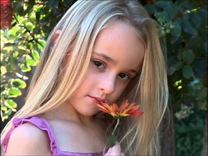 Amazing Little Girl Singing "At Last" by Etta James