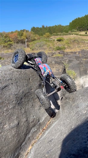 rc4wd BULLY2 DluxFab NSDRC FURITEK AM32 Hittmanfab #rccar #offroad#rock #rccrawler #rc4wd #crawlers