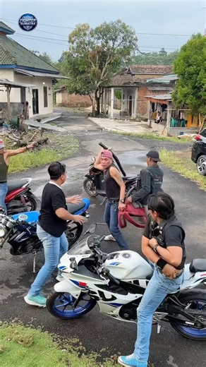 Best moment...the endang...#america #brazil #mexico #funny #genster #comedy #bestmoments #rider