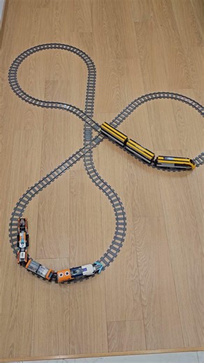 Three loops, one crossing... massive LEGO train crash