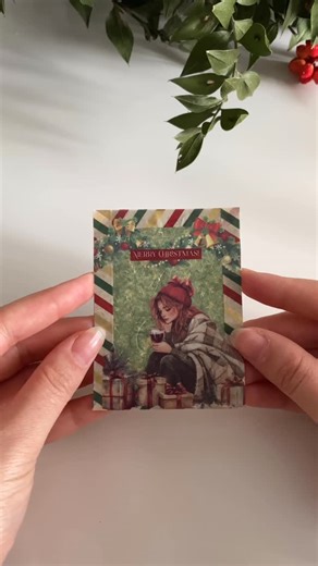 PAPERWRLD | Journaling & Scrapbooking on Instagram: "Mini Christmas Scrapbook Page ❤️🎄 A tiny scrapbook page inspired by the magic of Christmas. Warm colors, cozy illustrations, and little details that turn a small page into a festive moment ✨ If you love creating mini pages like this, you’ll find so many matching papers and details in our Christmas Collection on paperwrld.com 🎁 Which Christmas vibe do you love the most for your scrapbook pages? Tell us in the comments ✨ #paperwrld #paperwrlds