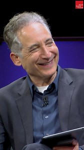 Is the key to life beyond earth found in the possibility of habitable moons? Yesterday @nasa launched in largest planetary spacecraft #europaclipper to explore just that. Learn more about what leading astronomer David Kipping is researching about the potential of moons and exomoons through the link in our bio. #astronomy #europa #jupiter #spaceexploration | World Science Festival