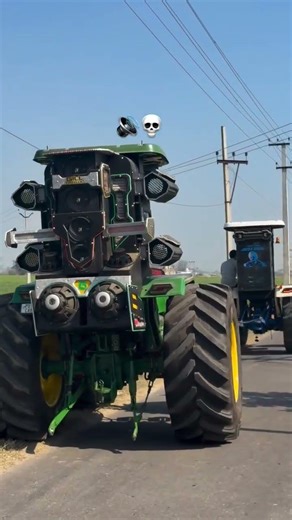 CHOBBER 🚀 WITH FORD MUSIC SYSTEM CHECK KRO 🔥 NISHU DESHWAL 😱//#automobile#nishudaswal#viral#shorts