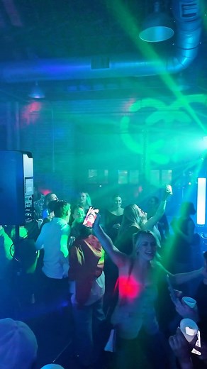 LATE NIGHT AT SMACK SHACK 🪩💃🕺 Live DJs every Friday and Saturday starting at 10 PM and as the weather gets warmer, our hours get longer! Starting April 4th we’re open in the North Loop until 2 AM AND slinging late night snacks, so you can maintain your best party vibe! #smackshack #smackshacknolo #smackshacknorthloop #livedj #latenight #weekenddj | Smack Shack Twin Cities