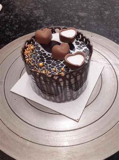 Mini Chocolate Cake Decoration Ideas