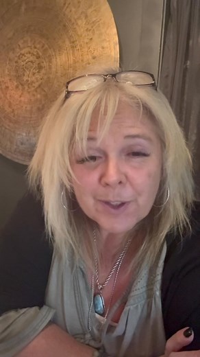 Get your reading with Darlene Friday, November 7. You also can purchase a Salt Cave session half off to use for yourself or give away as a gift. | Halo2 Wellness Center & Himalayan Salt Cave