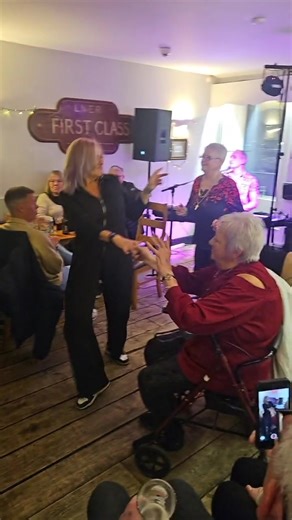 The Midland Spinner Pub on Reels