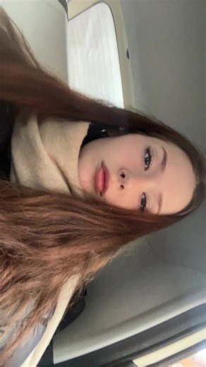 moonsi (@smoomsi)’s videos with Vivre Sa Vie (Princess De Suède) - Galatée