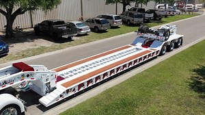 38K reactions · 7.8K shares | Tri-State Vacuum and Rental LLC's new Two-Tone Extendable Lowboy, Comatose! #GlobeTrailers #Trucking #HeavyHaul #HeavyEquipment #Lowboy | Globe Trailers | Facebook