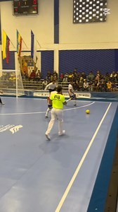 ¡KENDRY FIGURA DE LA SELECCIÓN VENEZUELA 🇻🇪! Con dos goles y una asistencia los hermanos Banquez conducen a la selección Venezuela 🇻🇪 de fútbol de salón a la gran final y su posterior subcampeonato en el suramericano Colombia 🇨🇴 Sopó 2025. | Micro Tv