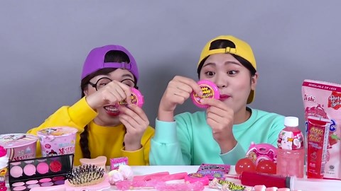 Pink one color food mukbang 핑크 음식 먹방 DONA 도나