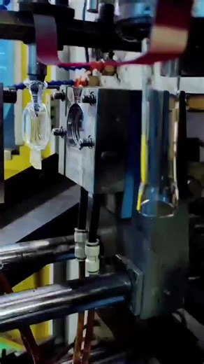 Blow Molding Machine for Plastic Manufacturing