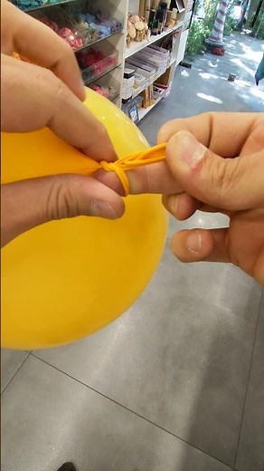 How to Tie a Balloon in 5 Seconds 🎈 | Easy Balloon Knot Tutorial #Shorts