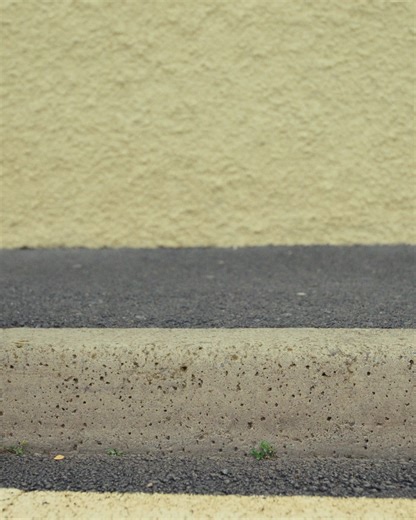 Chasing Colours 🌈 ไล่ตามเฉดสีที่สะท้อนความเป็นเรา 🎨 บางครั้งความสวยงามก็ซ่อนอยู่ในสีสันที่เรามองข้ามไป คอลเลกชันใหม่วางจำหน่ายแล้ววันนี้ #Molo #MoloKids #MoloThailand #kidswear #kidsfashion #centralchidlom #เสื้อผ้าเด็ก | MOLO Thailand