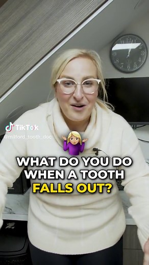 What to Do When a Tooth Falls Out: Essential Tips