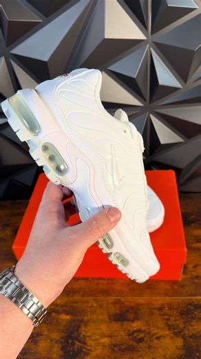 Top Nike Golf Shoes for Performance on the Course
